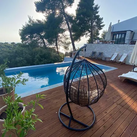 Villa Damari Luxury 3 Bedroom With Private Pool, Skiathos Moni Evaggelistrias
