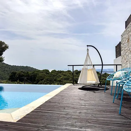 Damari Luxury Retreat Villas Skiathos *