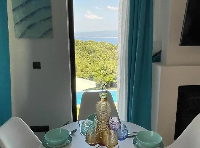 Damari Luxury 3 Bedroom With Private Pool, Skiathos Moni Evaggelistrias