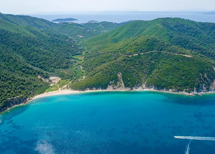 Damari Luxury 3 Bedroom With Private Pool, Skiathos Moni Evaggelistrias