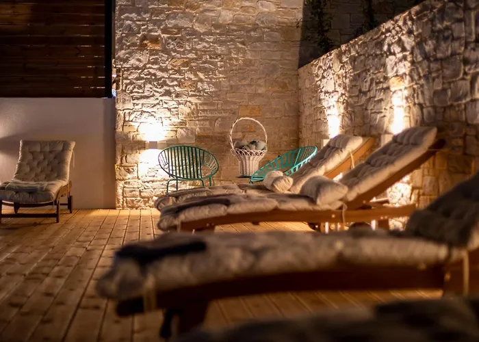 Villa Damari Luxury 3 Bedroom With Private Pool, Skiathos