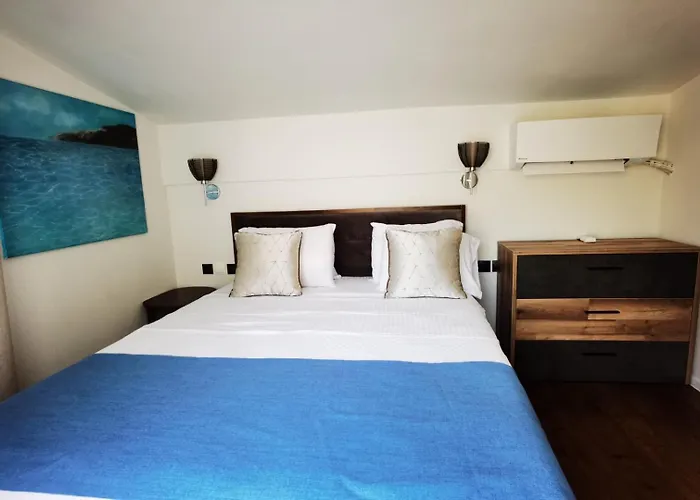 Damari Luxury 3 Bedroom With Private Pool, Skiathos Villa Moni Evaggelistrias