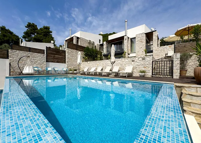 Damari Luxury 3 Bedroom With Private Pool, Skiathos Moni Evaggelistrias