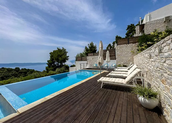 Damari Luxury 3 Bedroom With Private Pool, Skiathos Villa Moni Evaggelistrias