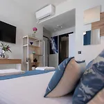 Vilă Damari Luxury 3 Bedroom With Private Pool, Skiathos *