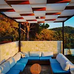 Damari Luxury 3 Bedroom With Private Pool, Skiathos Moni Evaggelistrias