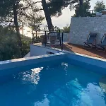 Villa Damari Luxury 3 Bedroom With Private Pool, Skiathos *
