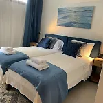 Damari Luxury 3 Bedroom With Private Pool, Skiathos Vilă