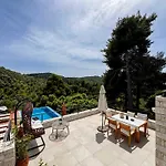 Damari Luxury 3 Bedroom With Private Pool, Skiathos *