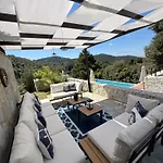 Villa Damari Luxury 3 Bedroom With Private Pool, Skiathos *