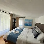 Damari Luxury 3 Bedroom With Private Pool, Skiathos Moni Evaggelistrias