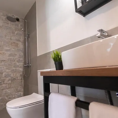 Damari Luxury Retreat Villas Skiathos Villa