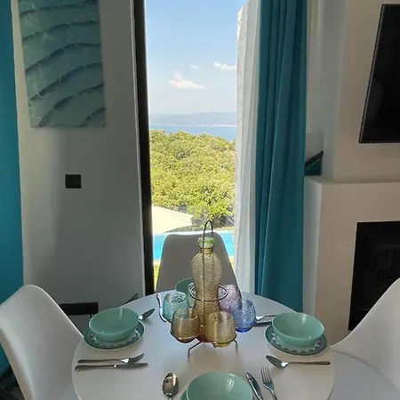 Damari Luxury 3 Bedroom With Private Pool, Skiathos Moni Evaggelistrias