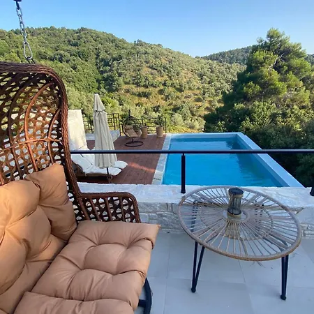 Damari Luxury Retreat Villas Skiathos Villa Moni Evaggelistrias