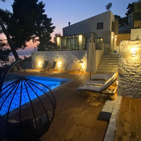 Allure Luxury 3&4 Serenity Retreat * Moni Evaggelistrias