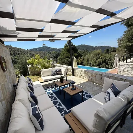 别墅 Damari Luxury 3 Bedroom With Private Pool, Skiathos *
