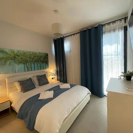 Villa Damari Luxury 3 Bedroom With Private Pool, Skiathos