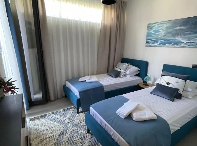 Damari Luxury 3 Bedroom With Private Pool, Skiathos Moni Evaggelistrias