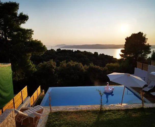 Damari Luxury 3 Bedroom With Private Pool, Skiathos Villa Moni Evaggelistrias