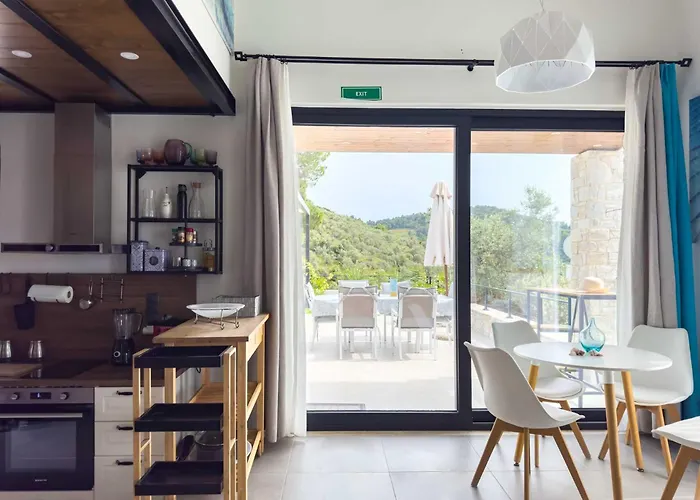 Villa Damari Luxury 3 Bedroom With Private Pool, Skiathos