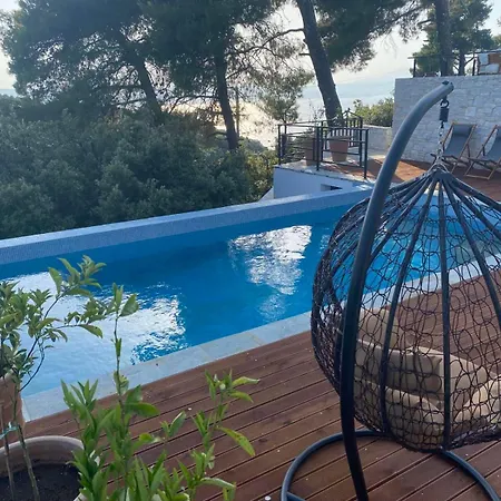 Damari Luxury 3 Bedroom With Private Pool, Skiathos Moni Evaggelistrias